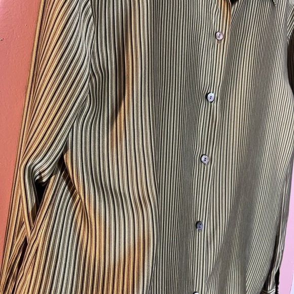 Vintage 100% Silk Button Down striped base layer career work Blouse Top Sz 12 - Picture 10 of 10